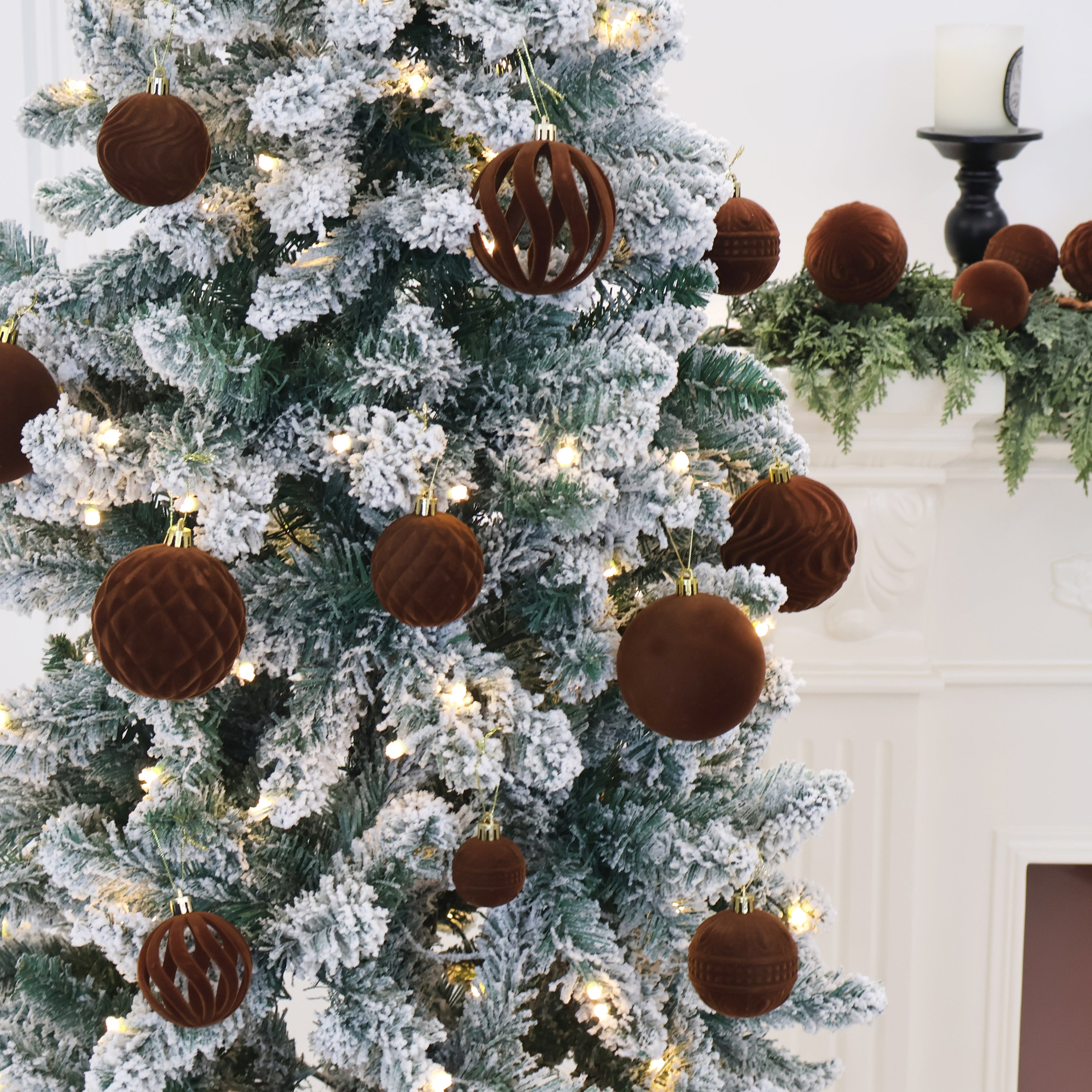 36pcs Velvet Ornaments for Christmas Trees, Flocked Christmas Balls Sets Assortment for Xmas Tree Holiday Decor