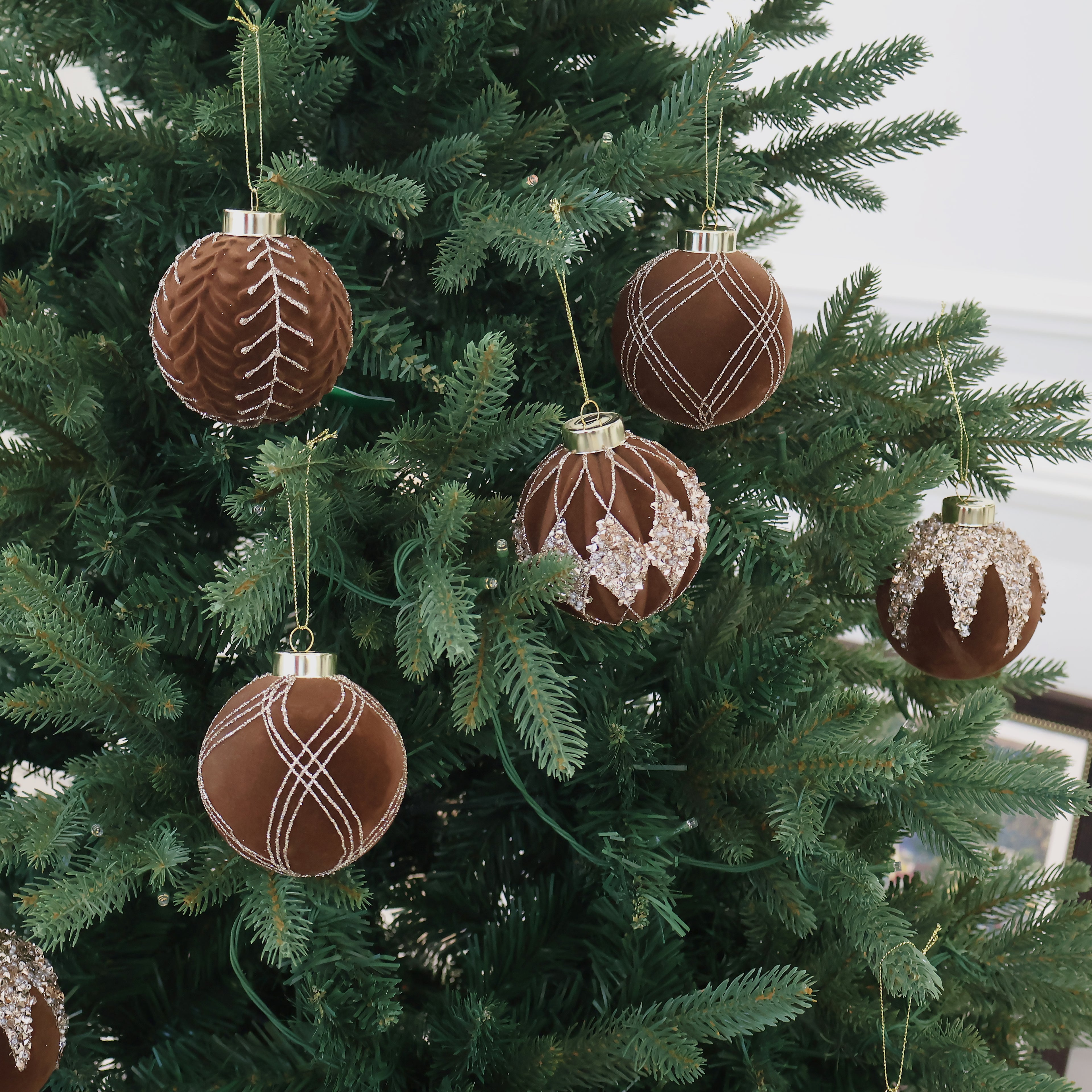 Velvet Ornaments for Christmas Tree, Glitter Flocked Christmas Ornaments Decorations Balls Set Decor